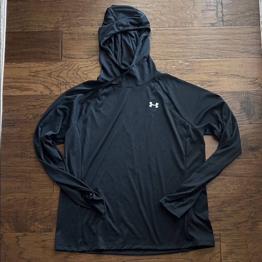 Under Armour Woman’s Black Performance Pullover